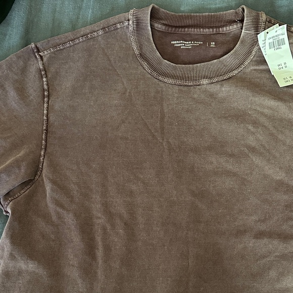 Abercrombie & Fitch cropped shirt - Picture 3 of 3